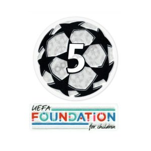 BADGE LIGUE DES CHAMPIONS 5 ET UEFA FOUNDATION